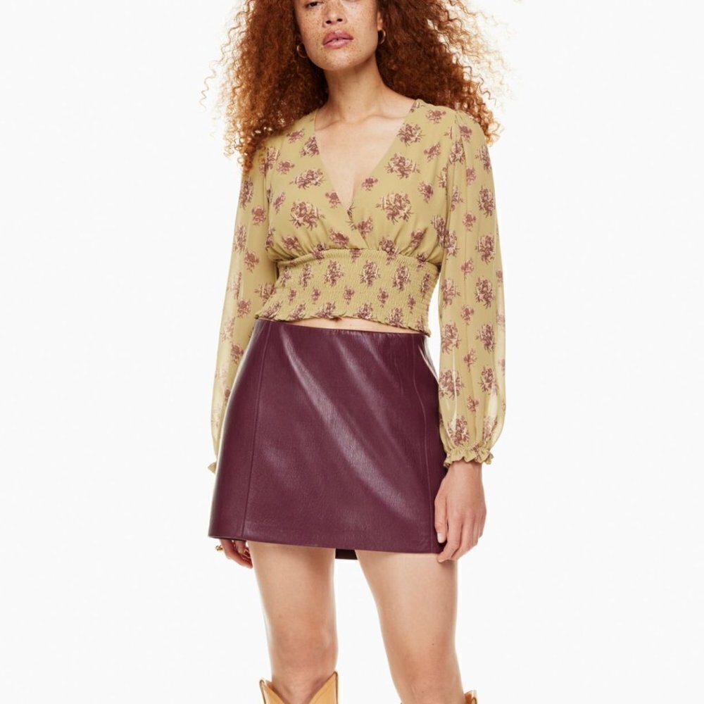 Aritzia Top Long Sleeve Ruffled XS